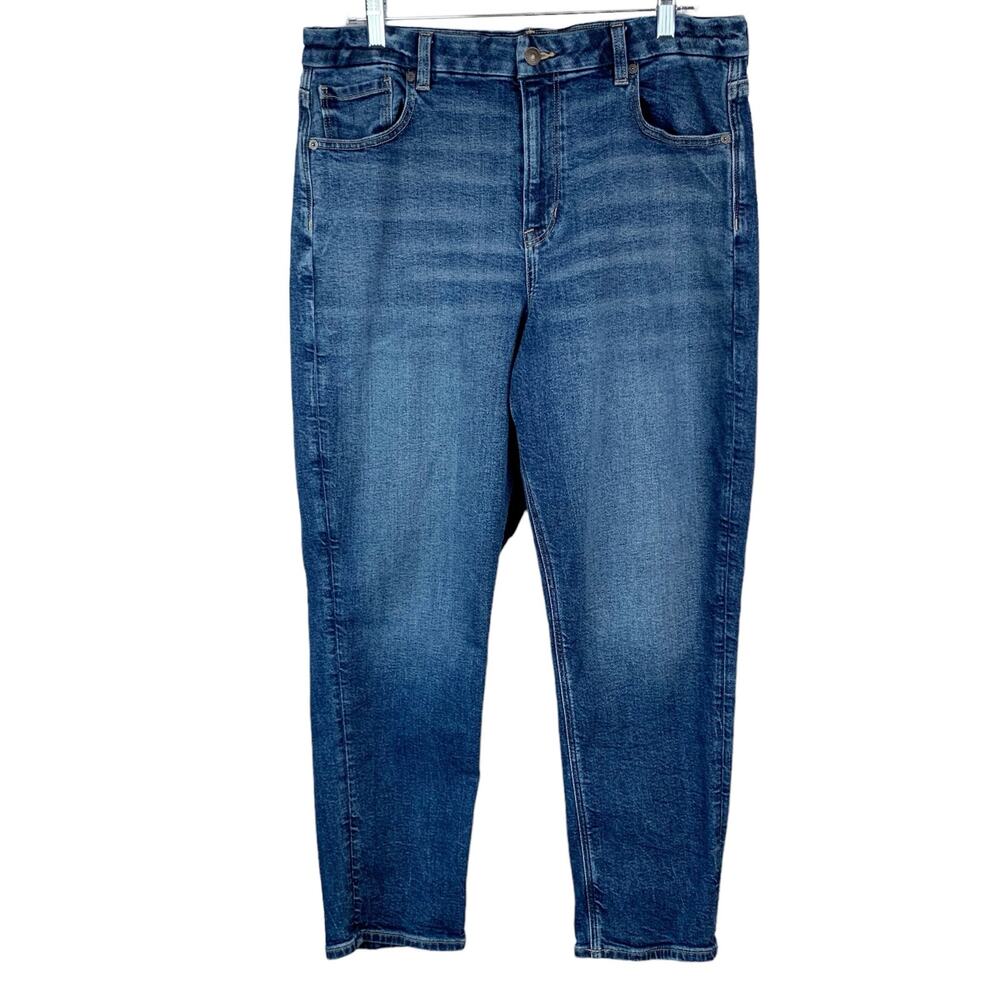 American Eagle Curvy Mom Jeans Medium Wash Stretchy Women's 16